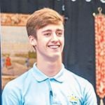 Vendeuse magasin king size literie